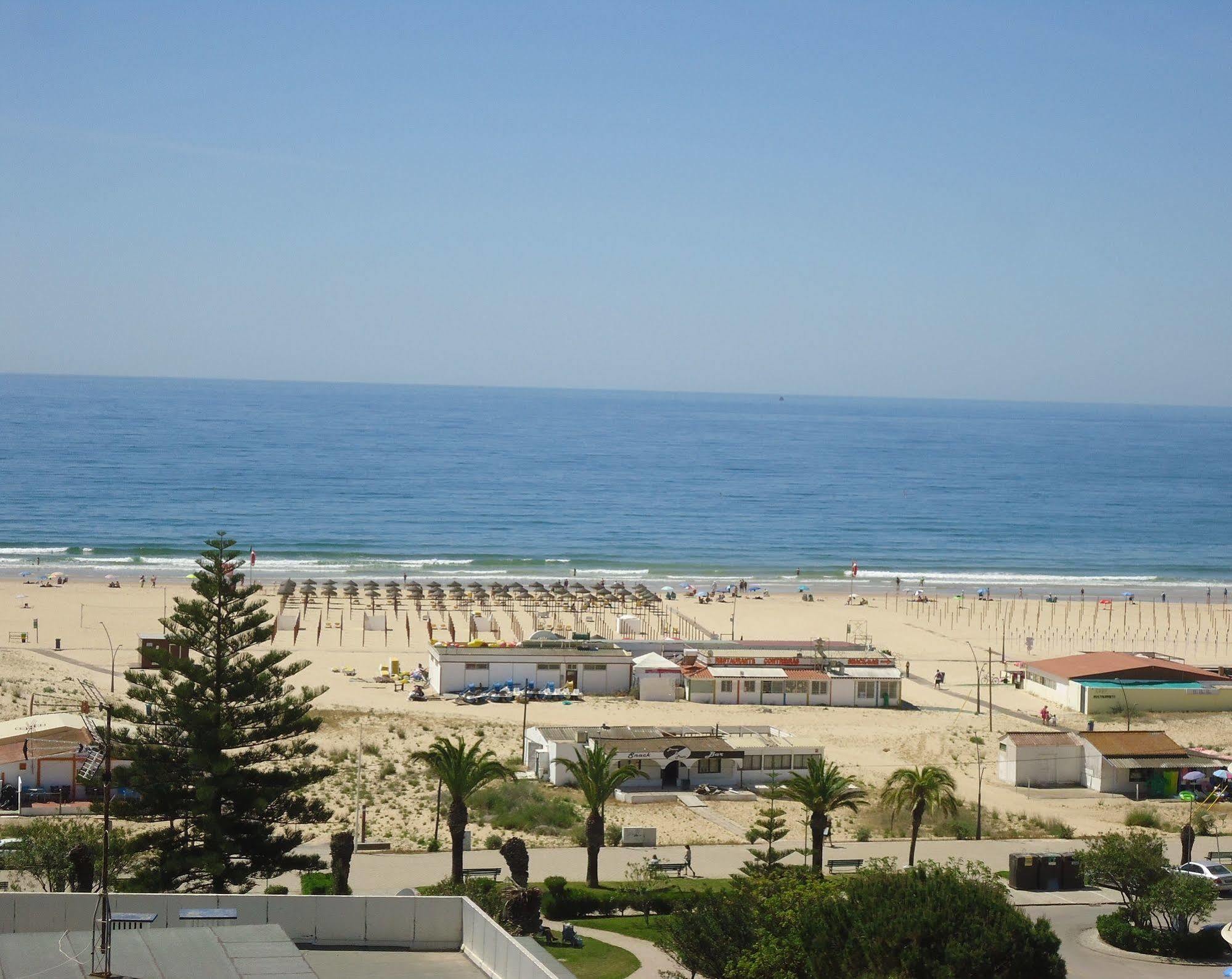 Hotel Apartamento Foz Atlantida Monte Gordo Exterior photo